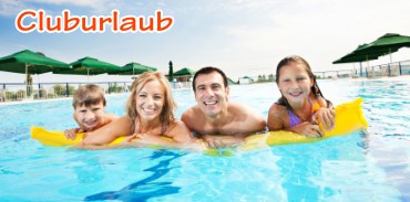 Cluburlaub Familie im Pool Cluburlaub Familie im Pool